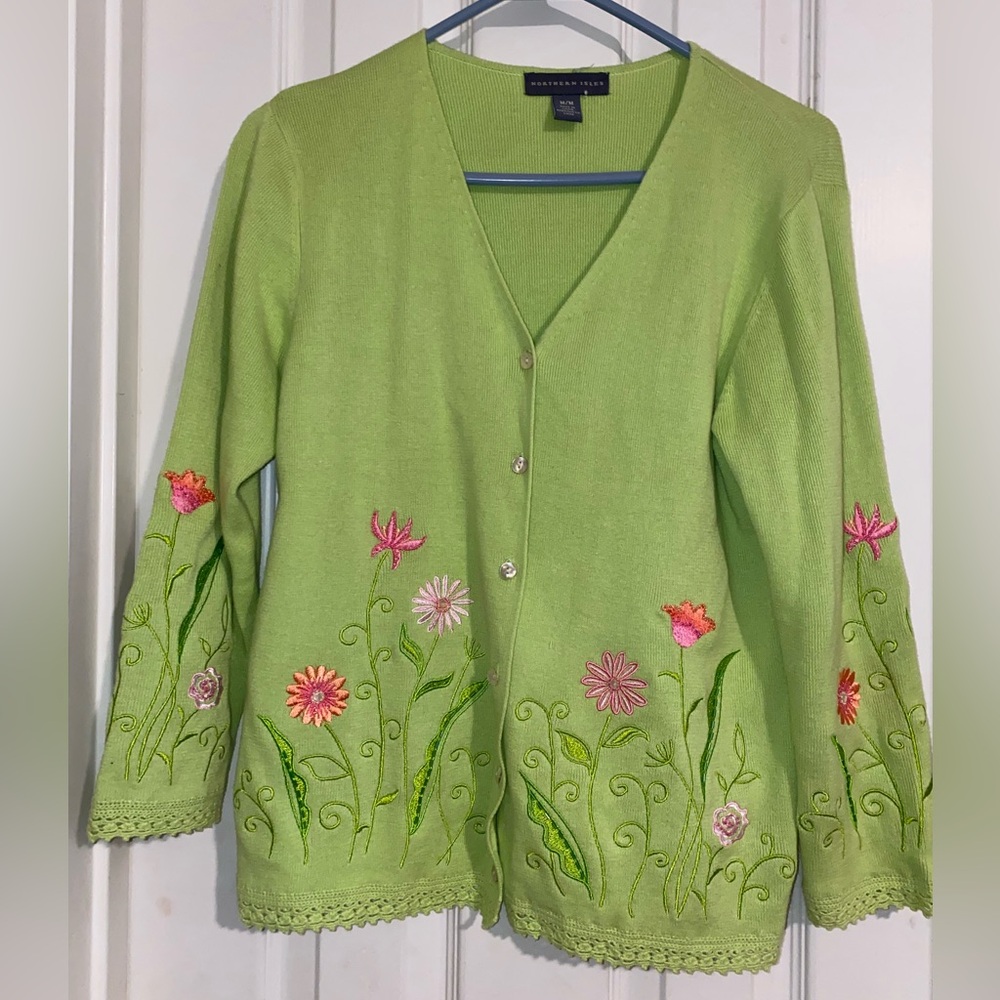 Elegant Floral Embroidered‎ Green Cardigan